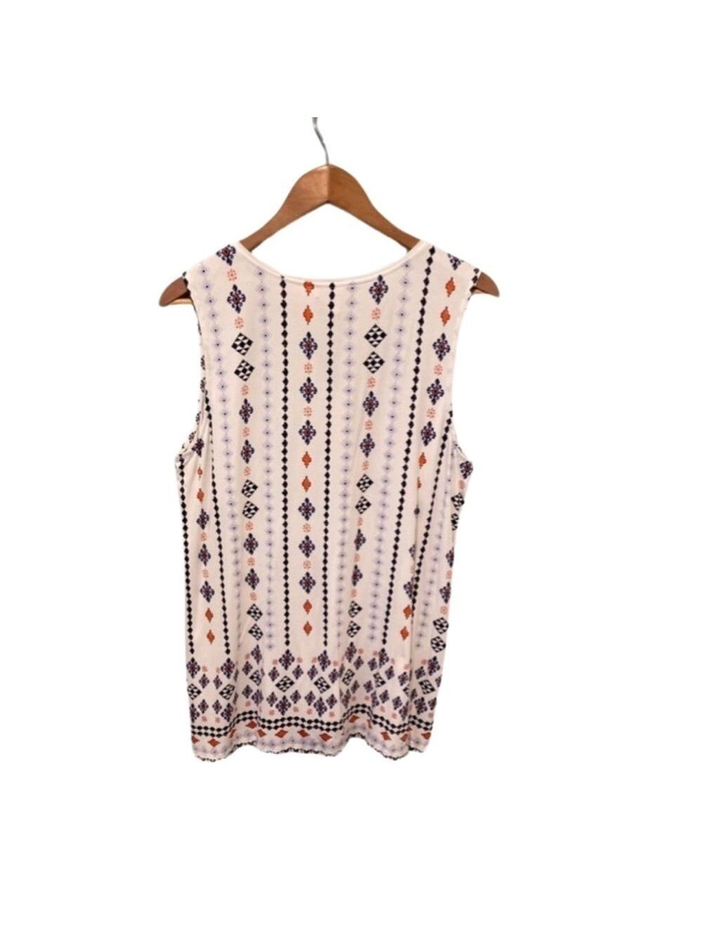 Eliane Rose Embroidered Tunic Top Blouse Tank NWT Size L - Picture 2 of 6
